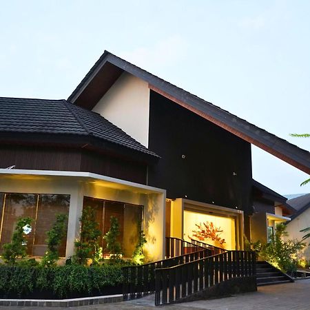 Azana Garden Hill Resort 블로라 외부 사진