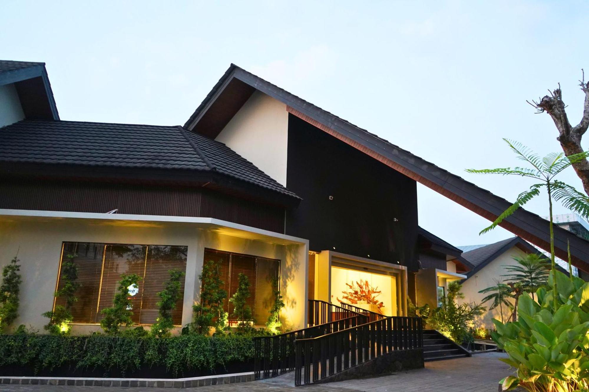 Azana Garden Hill Resort 블로라 외부 사진